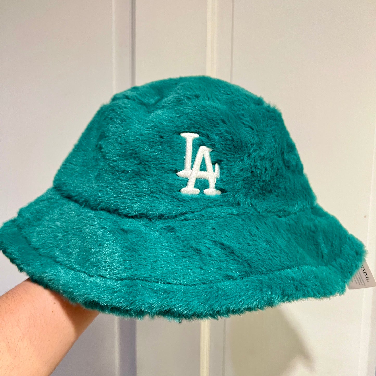 LA FURRY BUCKET HAT - GREEN