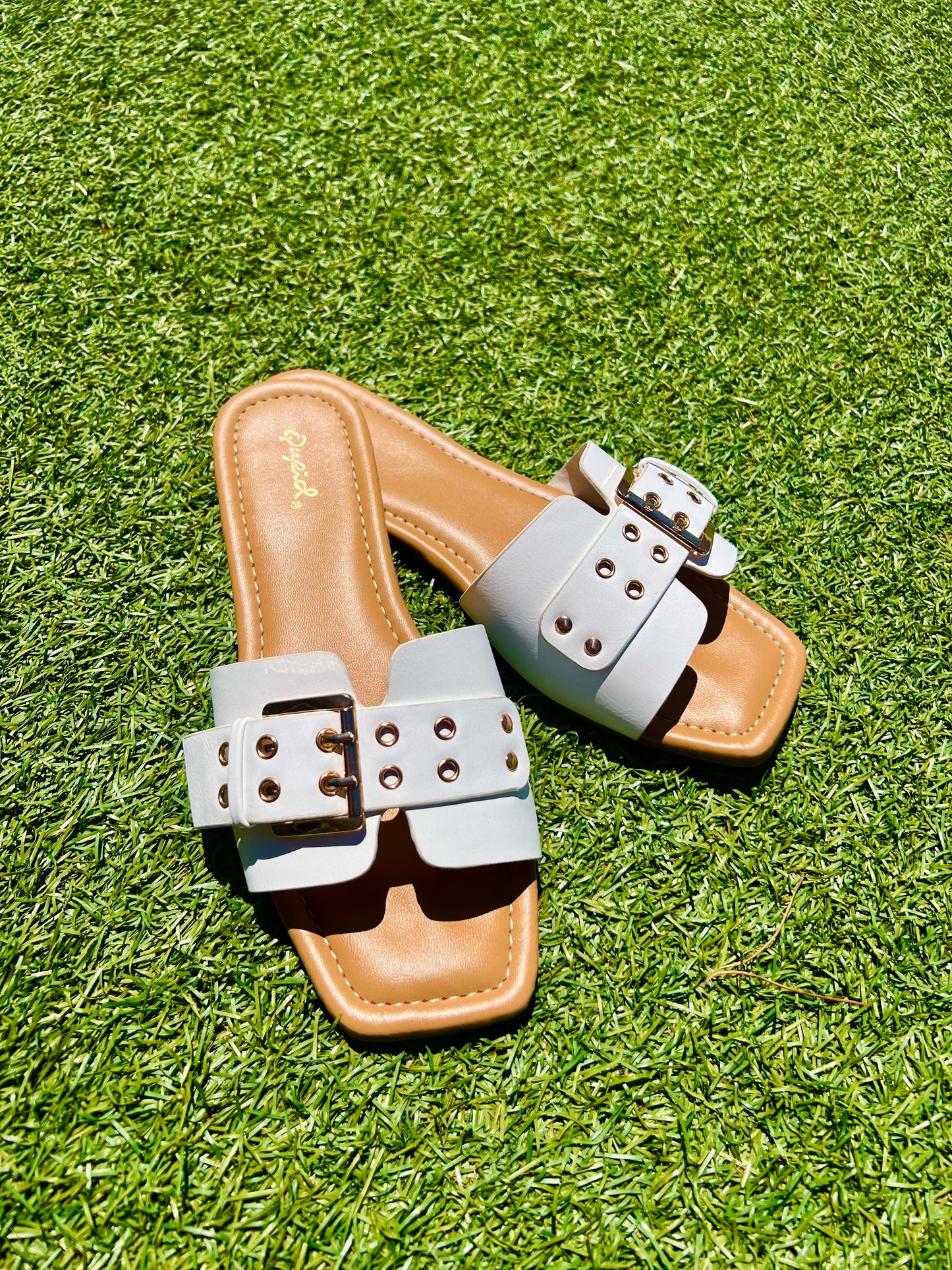 Amani - White Belted Gold Detail Sandals