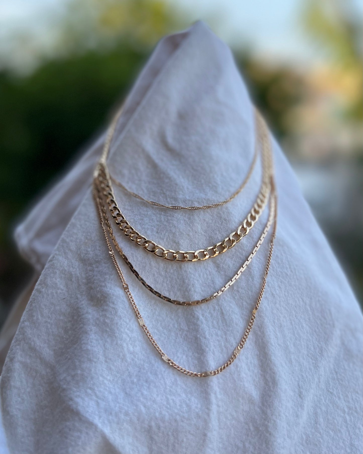 GOLD MULTI-LAYER NECKLACE - GOLD